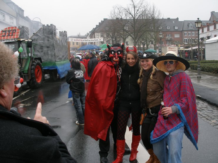 KG IWW 2009 Umzuege Sonntag Glk, Suegg, Pru 001 (14).jpg